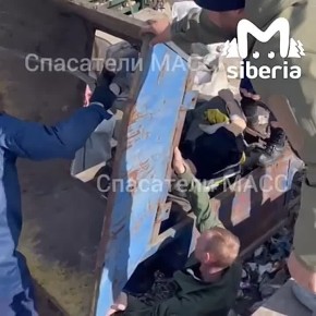 Мужчину затянуло в огромный шредер на новосибирском предприятии