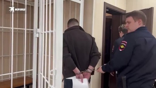 Суд отправил учредителя организации «Воин вправе», обвиняемого в мошенничестве на 11 млн с деньгами участников СВО и их семей, в СИЗО до 6 июня