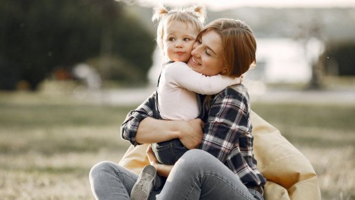 Россия меняет подход к помощи многодетным семьям: мелкие доходы больше не лишат пособий