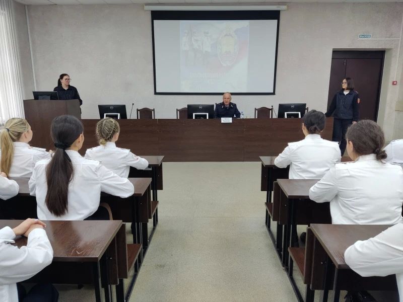 В Новосибирске молодые офицеры получили свидетельства об окончании обучения и прохождении первоначальной профессиональной подготовке В Новосибирске молодые офицеры получили свидетельства об окончании обучения и прохождении первоначальной профессиональной подготовке