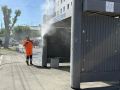 «Антивандал-граффити»: рисунки с остановок Дзержинки отмывают спецсредством