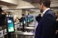 Новосибирцы всё чаще улыбаются платёжным терминалам в метро