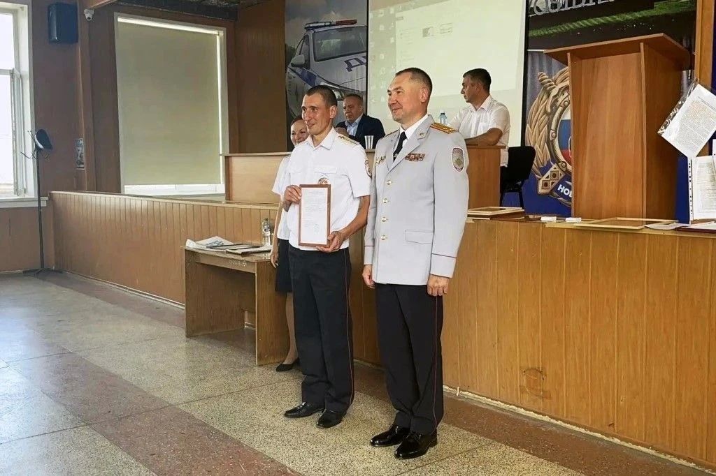 С 90-летием сотрудников и ветеранов Госавтоинспекции поздравил начальник Управления МВД России по городу Новосибирску С 90-летием сотрудников и ветеранов Госавтоинспекции поздравил начальник Управления МВД России по городу Новосибирску