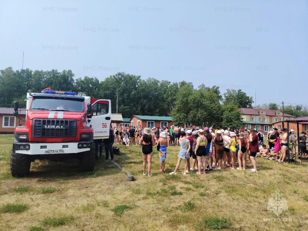 Безопасность детей в приоритете: МЧС России обеспечивает защиту в оздоровительных лагерях Безопасность детей в приоритете: МЧС России обеспечивает защиту в оздоровительных лагерях