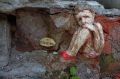 Мальчики в трещинах: ищем в Новосибирске приветы из Санкт-Петербурга