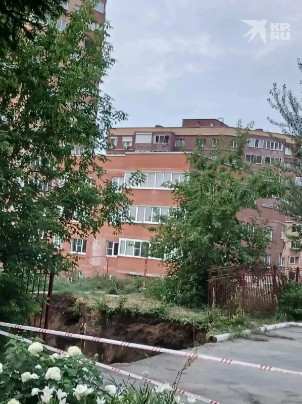 Прокуратура начала проверку после обвала грунта в микрорайоне Новосибирска Прокуратура начала проверку после обвала грунта в микрорайоне Новосибирска
