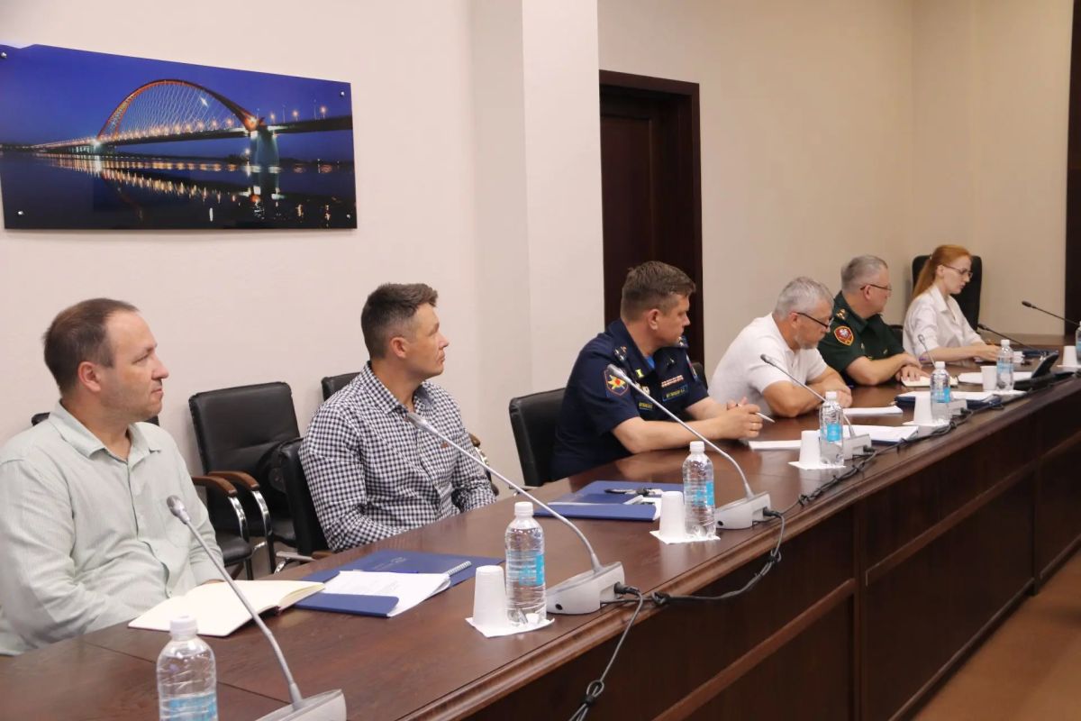 Как голосуют военнослужащие: Новосибирский облизбирком провел совещание с представителями воинских частей Как голосуют военнослужащие: Новосибирский облизбирком провел совещание с представителями воинских частей