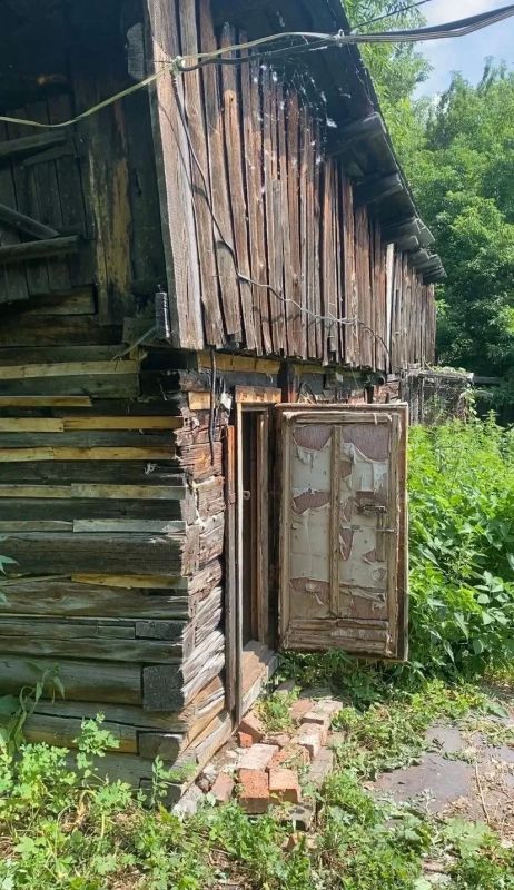 Контейнеры и старые сарайки убрали сотрудники ГЦНР на этой неделе Контейнеры и старые сарайки убрали сотрудники ГЦНР на этой неделе