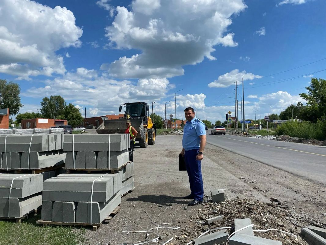 Прокуратура контролирует устранение нарушений законодательства о безопасности дорожного движения Прокуратура контролирует устранение нарушений законодательства о безопасности дорожного движения