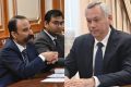 Губернатор Андрей Травников предложил генконсулу Индии наладить прямое авиасообщение с Новосибирском