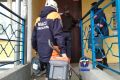 Спасатели взломали тамбурную дверь, чтобы спасти новосибирца с эпилепсией