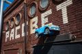 Это была градостроительная ошибка: эксперты о судьбе гаражей возле «Ауры»