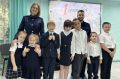В День знаний сотрудники двух городских отделов поздравили ребят подшефного детского учреждения с началом учебного года