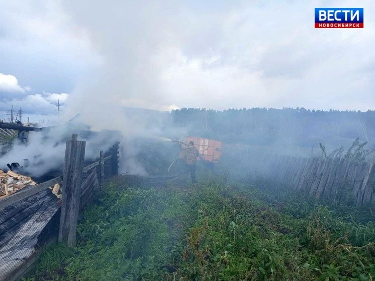 Добровольцы не дали огню захватить село Добровольцы не дали огню захватить село