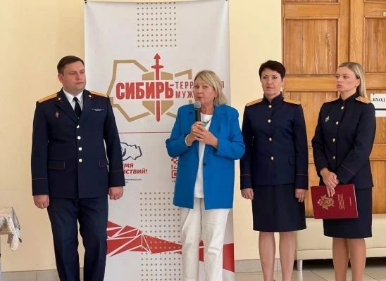 Сотрудники следственного управления СК России по Новосибирской области организовали для воспитанников кадетского класса посещение экспозиции к годовщине начала блокады Ленинграда Сотрудники следственного управления СК России по Новосибирской области организовали для воспитанников кадетского класса посещение экспозиции к годовщине начала блокады Ленинграда