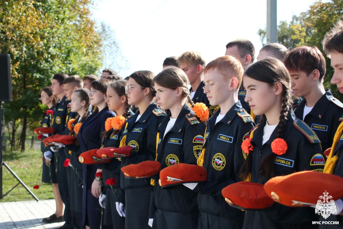 В Новосибирской области почтили память Героя России Евгения Зиничева В Новосибирской области почтили память Героя России Евгения Зиничева