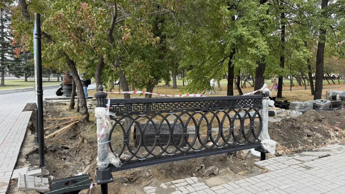 Сотрудники МАУ «Горзеленхоз» завершили благоустройство участка улицы Потанинской Сотрудники МАУ «Горзеленхоз» завершили благоустройство участка улицы Потанинской
