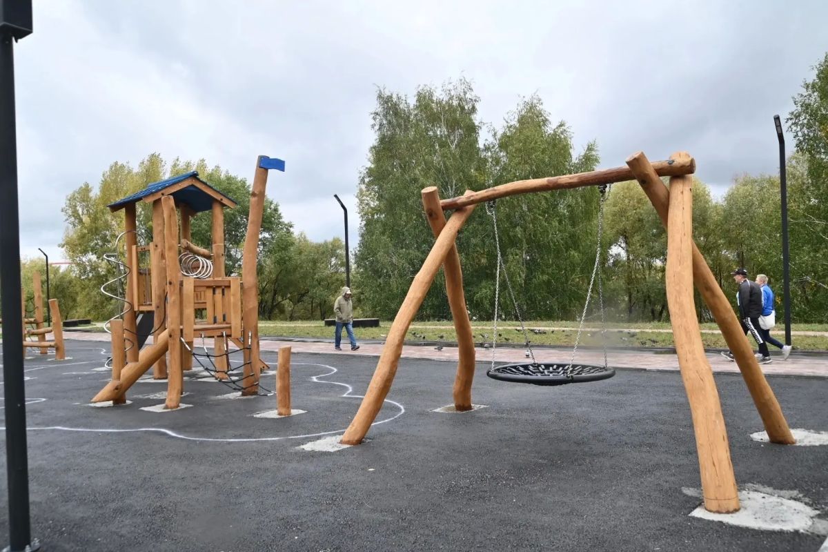 Новый парк-набережная «Чемской берег» открылся в Новосибирске Новый парк-набережная «Чемской берег» открылся в Новосибирске