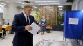 Полпред президента РФ в СФО Анатолий Серышев проголосовал на выборах депутатов Госдумы