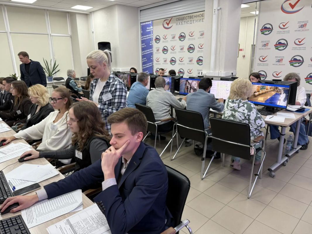 Андрей Травников: Проверил работу Центра общественного наблюдения, традиционно организованного на площадке Дома общественных организаций Андрей Травников: Проверил работу Центра общественного наблюдения, традиционно организованного на площадке Дома общественных организаций