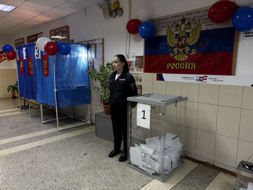 Новосибирские полицейские обеспечили охрану общественного порядка и безопасность граждан в период проведения Единого дня голосования Новосибирские полицейские обеспечили охрану общественного порядка и безопасность граждан в период проведения Единого дня голосования