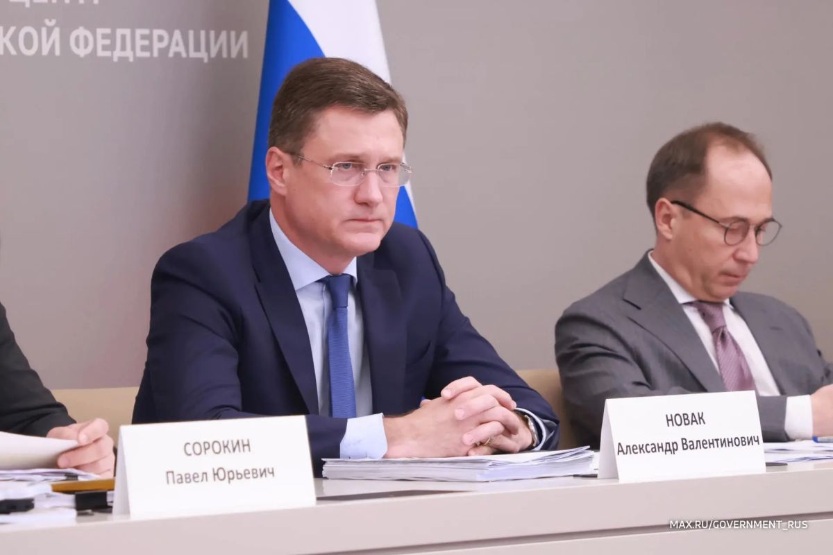 Вице-премьер Александр Новак провел совещание по ситуации на российском топливном рынке