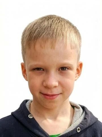 Новосибирске две недели ищут без вести пропавшего 13-летнего мальчика, сообщили в региональном отделении отряда "ЛизаАлерт"