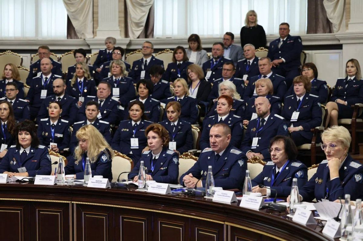 В здании Правительства Новосибирской области состоялось IV выездное расширенное заседание Контрольной комиссии Федерального казначейства под председательством первого заместителя руководителя Казначейства России Эли Исаева В здании Правительства Новосибирской области состоялось IV выездное расширенное заседание Контрольной комиссии Федерального казначейства под председательством первого заместителя руководителя Казначейства России Эли Исаева