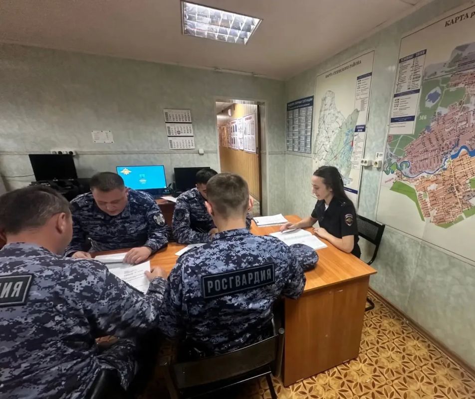 Инспектор по исполнению административного законодательства Госавтоинспекции провела занятие с сотрудниками Росгвардии Инспектор по исполнению административного законодательства Госавтоинспекции провела занятие с сотрудниками Росгвардии