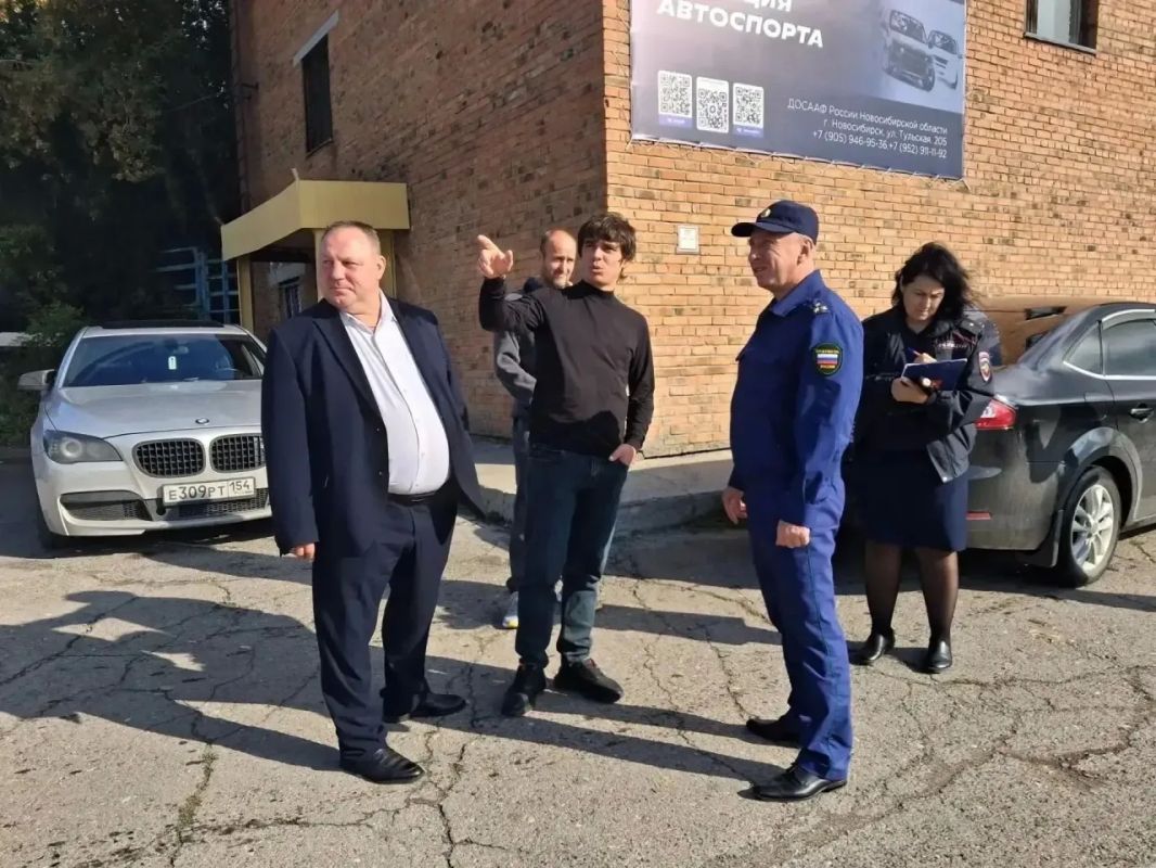 Прокурор Кировского района г. Новосибирска провел рабочую встречу, посвященную вопросам социализации и организации досуга несовершеннолетних, состоящих на профилактическом учете Прокурор Кировского района г. Новосибирска провел рабочую встречу, посвященную вопросам социализации и организации досуга несовершеннолетних, состоящих на профилактическом учете