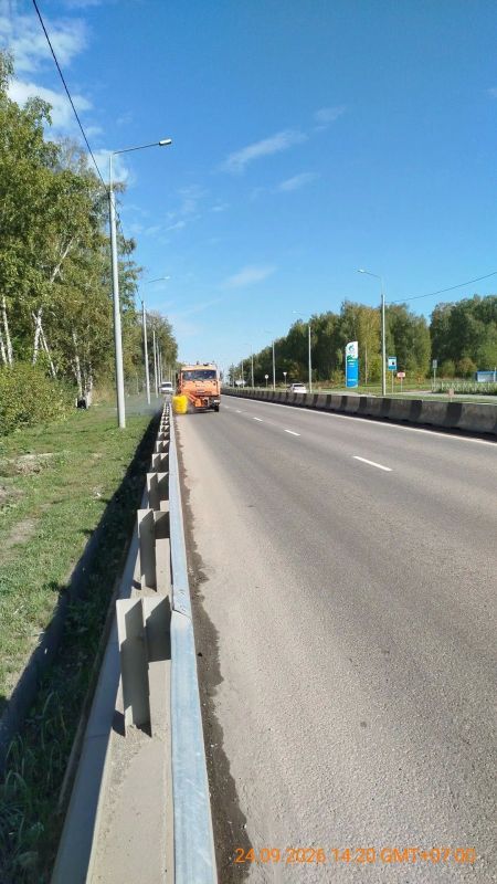 Чистота и порядок в Дзержинском районе: готовимся к зиме в любую погоду! Чистота и порядок в Дзержинском районе: готовимся к зиме в любую погоду!