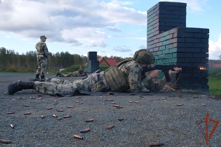 Учебно-методический сбор с офицерами-выпускниками военных вузов завершился в Сибирском округе Росгвардии Учебно-методический сбор с офицерами-выпускниками военных вузов завершился в Сибирском округе Росгвардии