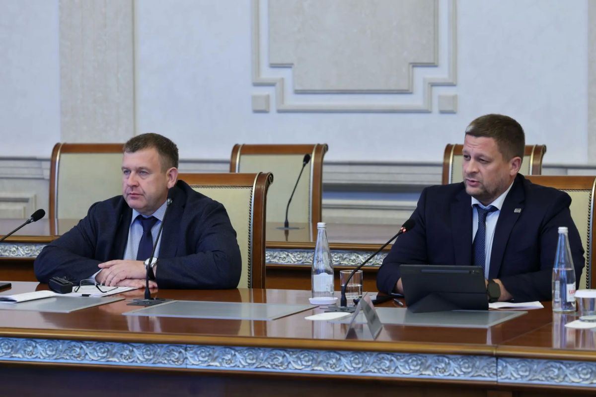 Меры профилактики ДТП на пассажирском транспорте и функционирование АПВГК обсудили на комиссии по безопасности дорожного движения с участием Губернатора Меры профилактики ДТП на пассажирском транспорте и функционирование АПВГК обсудили на комиссии по безопасности дорожного движения с участием Губернатора