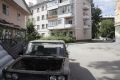 Около 100 брошенных авто эвакуировали на спецстоянку в Первомайке