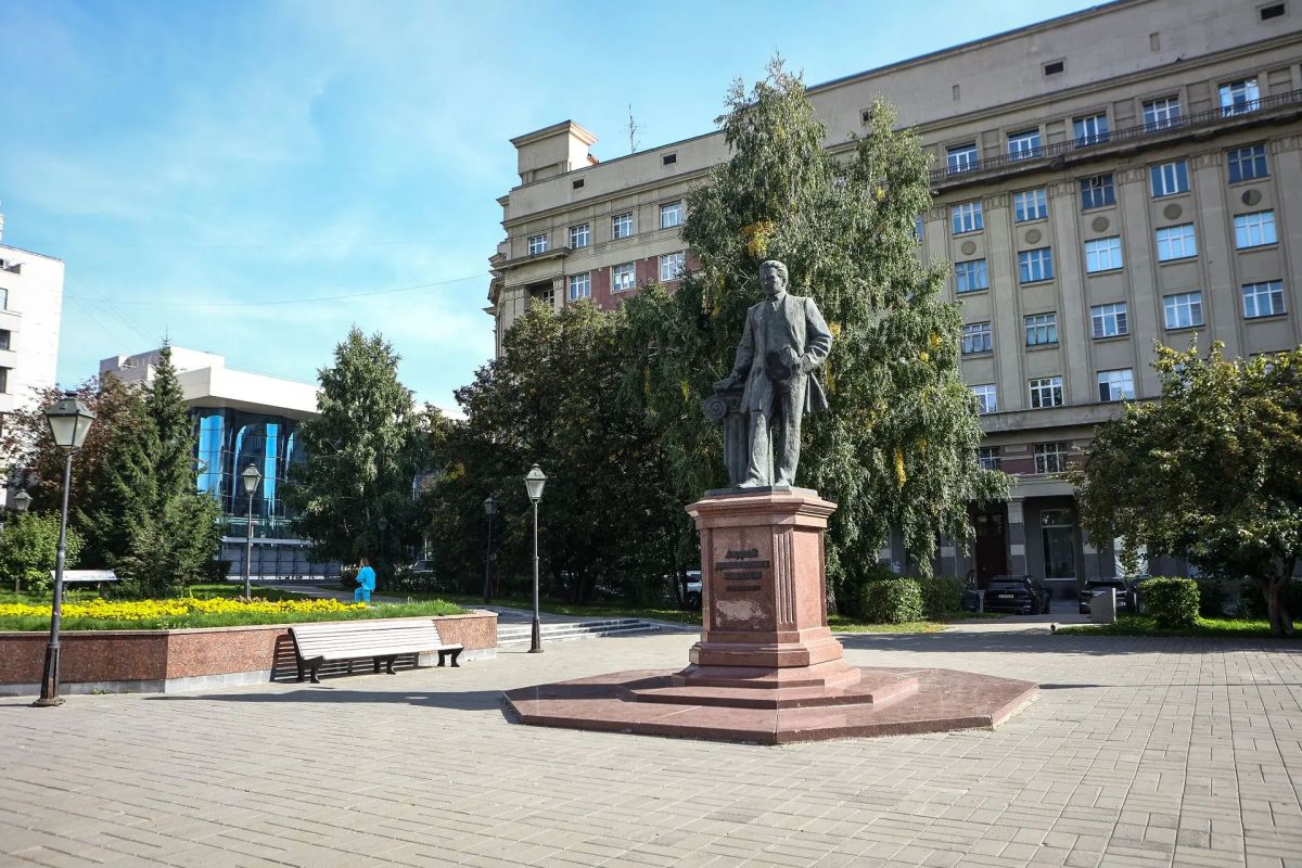 Статую архитектора Крячкова отмоют к его 150-летию