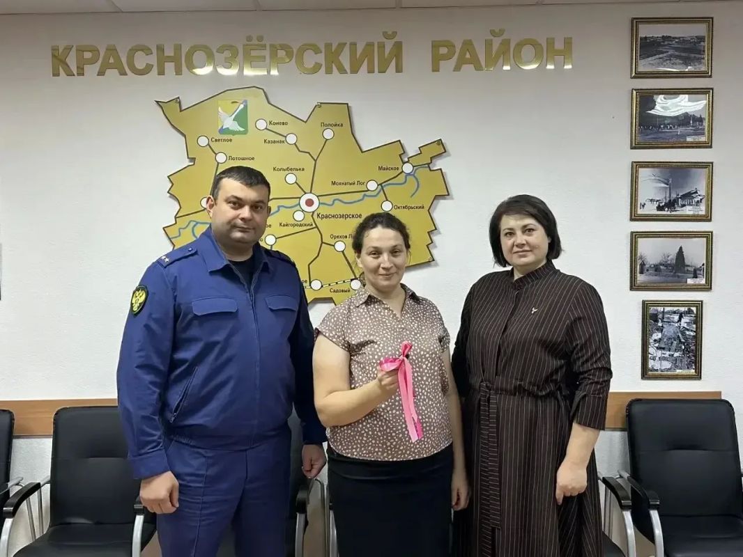 В Новосибирской области благодаря прокурорскому вмешательству многодетной семье вручены ключи от нового жилья