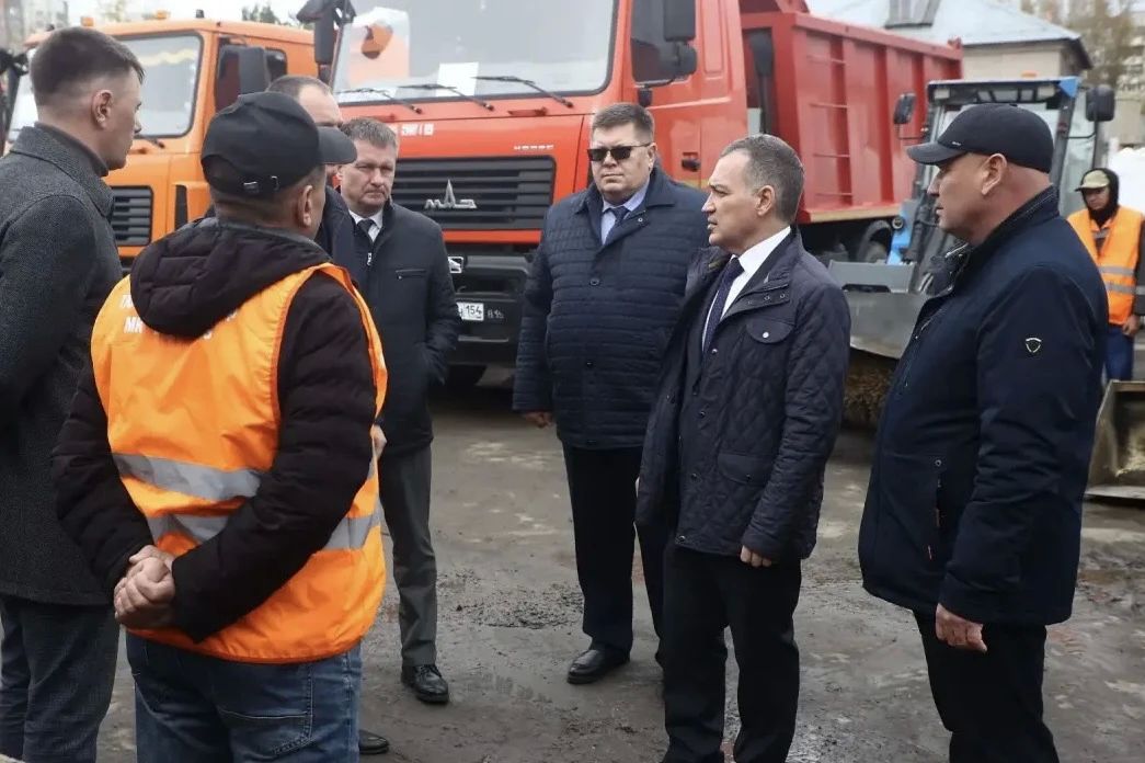 Максим Кудрявцев: Более 70% уборочной спецтехники в Новосибирске переоборудовано к зиме Максим Кудрявцев: Более 70% уборочной спецтехники в Новосибирске переоборудовано к зиме