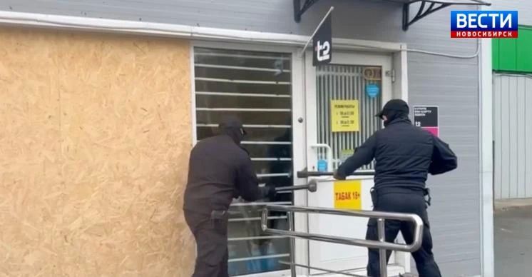 Торговля контрафактом. Двое жителей Новосибирска обвиняются в продаже контрафактных табачных изделий в крупном размере