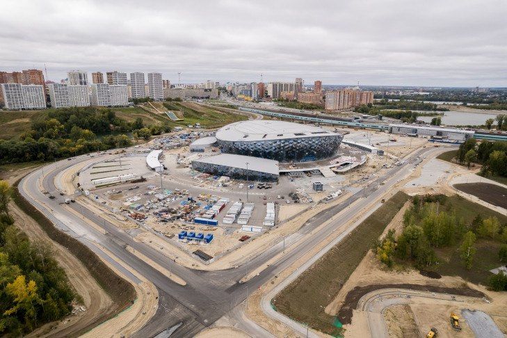 Поверхностные стоки с автодороги от пляжа «Наутилус» до «Сибирь-Арены» с заездом на дамбу Октябрьского моста теперь не будут угрожать благоустройству территории вокруг ледового дворца