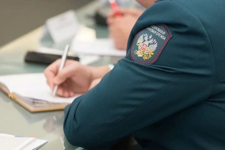 Седьмой арбитражный апелляционный суд в Томске отказал владельцу ресторанной франшизы «ШашлыкоFF» — новосибирской «СРП Групп» — в разблокировке имущества и счетов