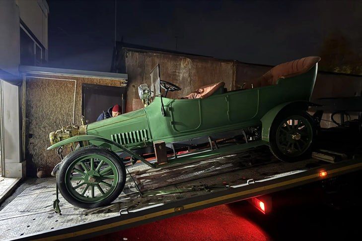 Лимузин Руссо-Балт образца 1912 года выпуска восстановили по оригинальным образцам в Новосибирске Лимузин Руссо-Балт образца 1912 года выпуска восстановили по оригинальным образцам в Новосибирске