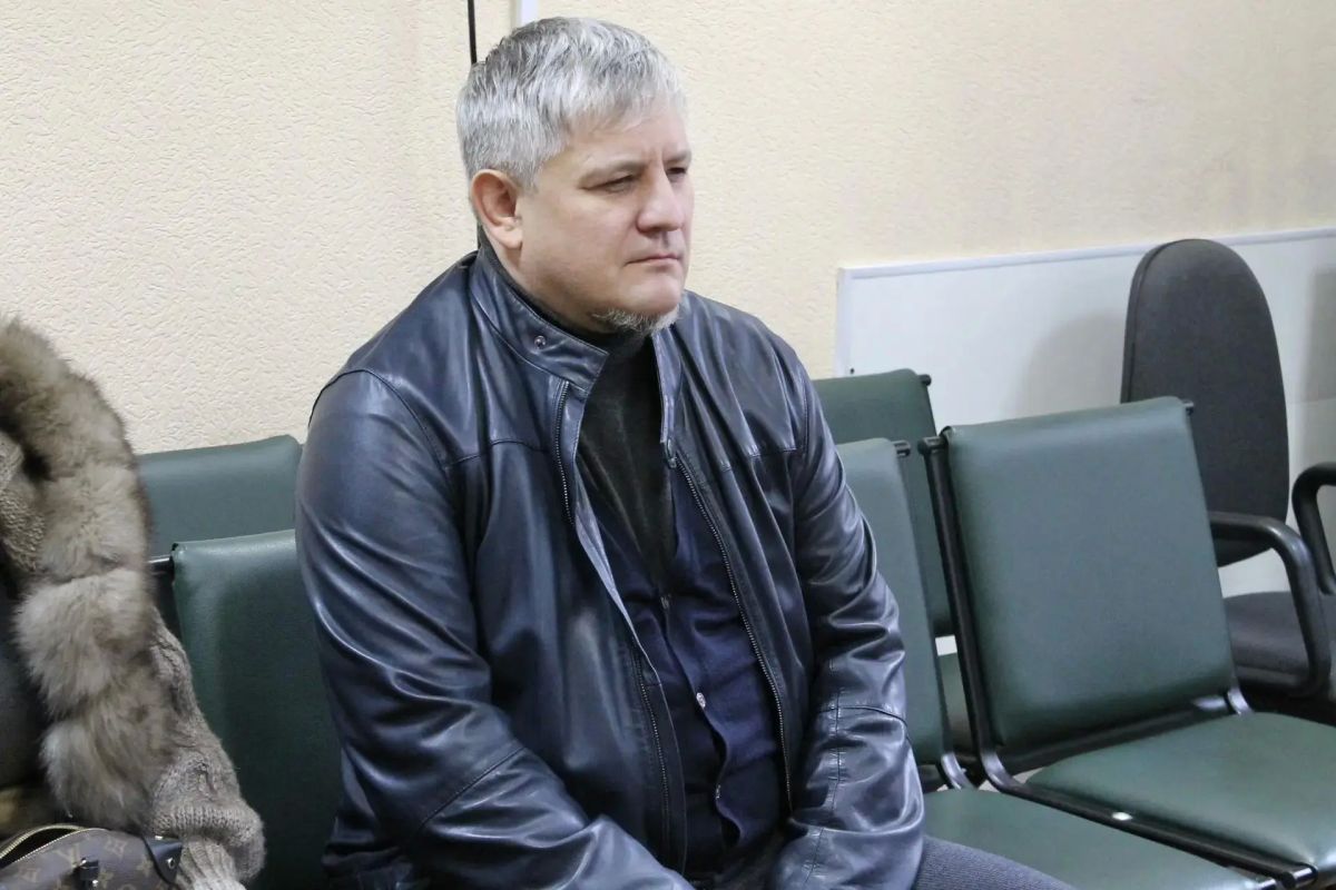 6 млн за «связи», которых не было: в Новосибирске осудили за мошенничество Дарвина