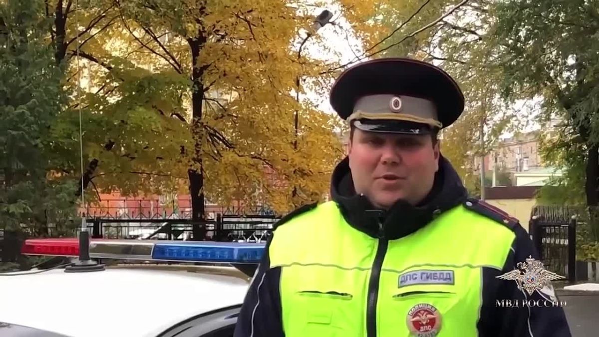 Питбайкер спрятался в машине сотрудника ГАИ от погони