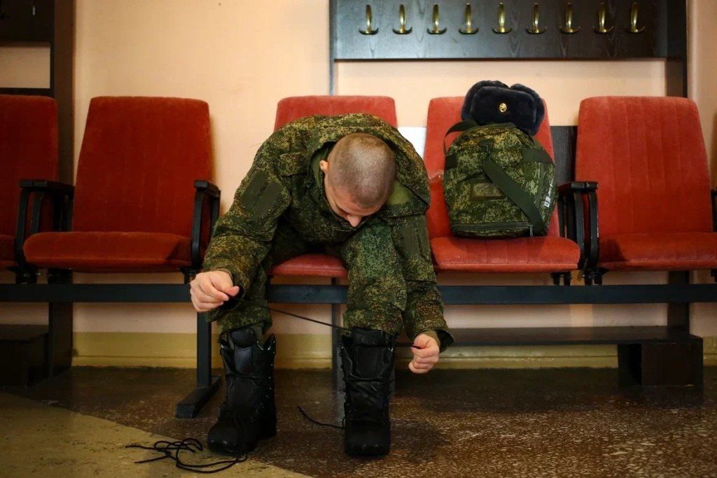 В Новосибирской области стартовали осенние отправки призывников в армию В Новосибирской области стартовали осенние отправки призывников в армию