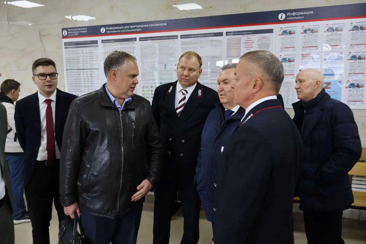 Новый зал ожидания открылся на остановочном пункте ПЛП в Новосибирской области Новый зал ожидания открылся на остановочном пункте ПЛП в Новосибирской области