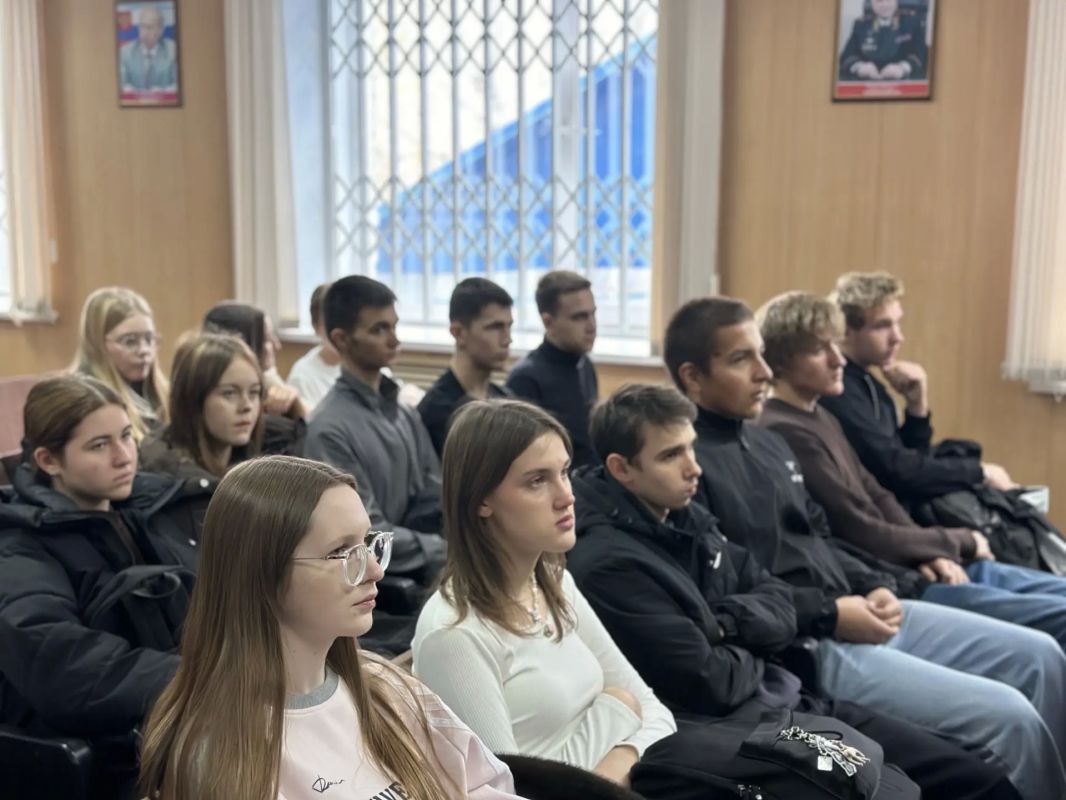 В Новосибирской области дан старт профориентационной кампании для учеников старших классов В Новосибирской области дан старт профориентационной кампании для учеников старших классов