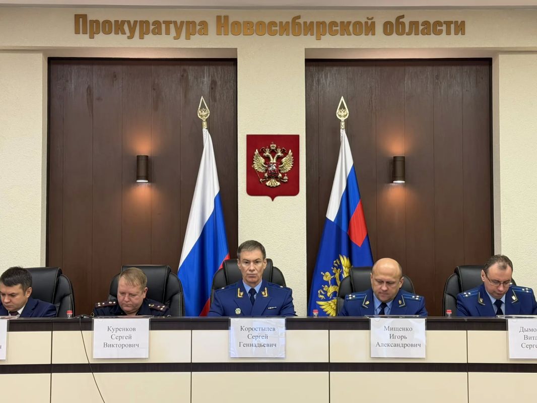 В прокуратуре Новосибирской области состоялось расширенное заседание коллегии о состоянии прокурорского надзора за соблюдением законов при исполнении уголовных наказаний и обеспечение квалифицированного участия прокуроров в... В прокуратуре Новосибирской области состоялось расширенное заседание коллегии о состоянии прокурорского надзора за соблюдением законов при исполнении уголовных наказаний и обеспечение квалифицированного участия прокуроров в...
