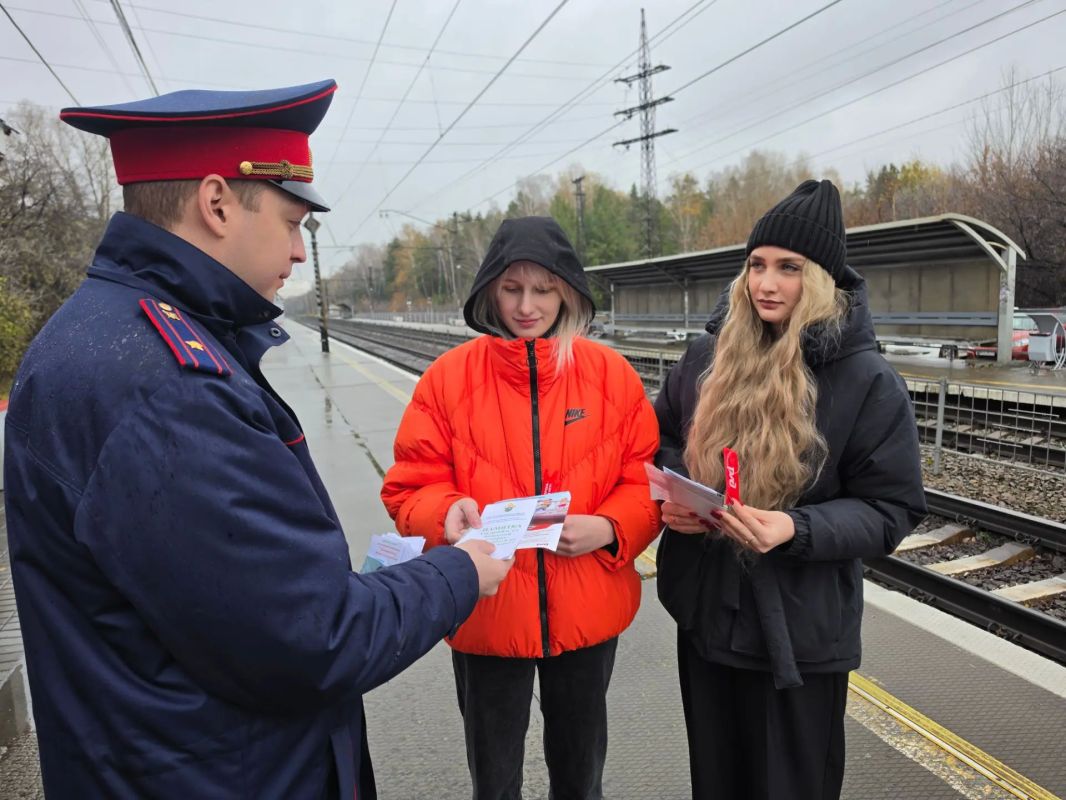 В Новосибирске офицер ВМСУТ СК России принял участие в акции «Безопасный транспорт» В Новосибирске офицер ВМСУТ СК России принял участие в акции «Безопасный транспорт»