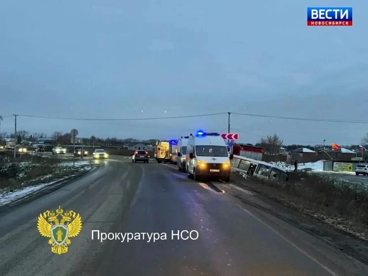 Подробности ЧП. Авария с автобусом маршрута № 15 произошла по пути из села Ленинское в сторону посёлка Голубой залив