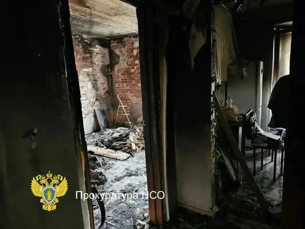 Бросил бомбу в спящих людей